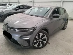 Cinzento Usado 2023 Renault Mégane | € 24.500 (Bom preço)