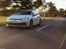 Cinzento Usado 2021 VW Golf VIII GTI | € 33.750 (Preço justo)
