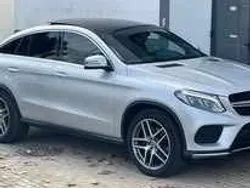 Cinzento Usado 2016 Mercedes GLE350 SUV | € 47.000