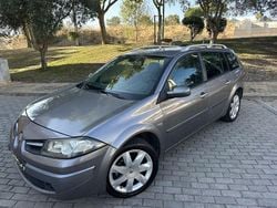 Usado 2009 Renault Mégane III Sedan | € 3.265 (Bom preço)