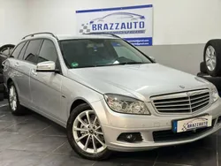 Branco Usado 2009 Mercedes C220 Elegance Sedan | € 11.990 (Preço justo)