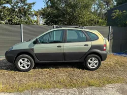Verde Usado 2000 Renault Scénic Monovolume | € 3.500
