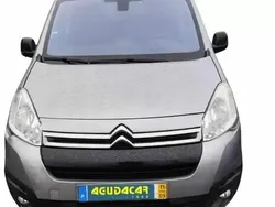 Cinzento Usado 2015 Citroën Berlingo Feel Monovolume | € 15.980
