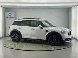 Branco Usado 2018 Mini Countryman SUV | € 20.490 (Preço justo)