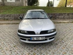 Usado 2002 Mitsubishi Carisma Sedan | € 2.350