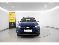 Azul Usado 2023 Dacia Sandero Expression Citadino | € 17.880 (Preço justo)