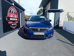 Azul Usado 2018 Peugeot 308 Style | € 12.900 (Preço justo)