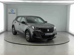 Cinzento Usado 2023 Peugeot 2008 Active SUV | € 21.990 (Preço justo)