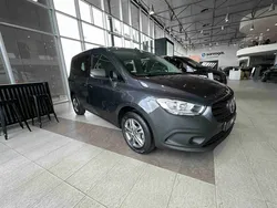 Cinzento Novo 2024 Mercedes eCitan | € 49.900