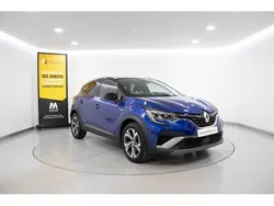 Azul Usado 2023 Renault Captur RS Line SUV | € 22.280 (Preço justo)