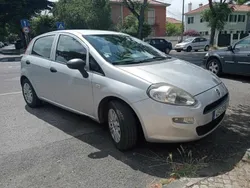 Cinzento Usado 2018 Fiat Punto Citadino | € 6.500 (Bom preço)