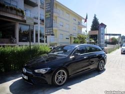 Preto Usado 2022 Mercedes CLA180 Shooting Brake AMG line Carrinha | € 35.000