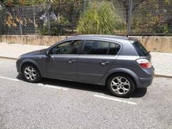 Cinzento Usado 2005 Opel Astra Citadino | € 4.500 (Preço justo)