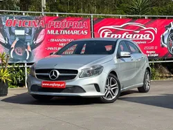 Cinza Usado 2016 Mercedes A180 | € 15.950 (Preço justo)
