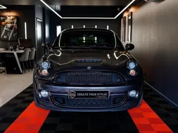 Cinzento Usado 2012 Mini Coupé Coupé | € 15.750