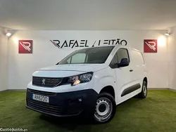 Branco Usado 2021 Peugeot Partner Premium Monovolume | € 13.450 (Bom preço)