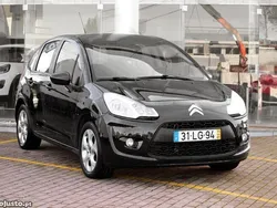 Preto Usado 2011 Citroën C3 Exclusive Citadino | € 7.350 (Preço justo)