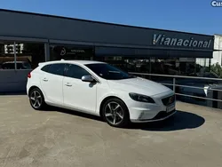Branco Usado 2016 Volvo V40 Carrinha | € 16.900 (Preço justo)