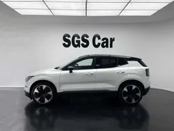 Branco Usado 2024 Volvo EX30 Ultra SUV | € 41.800 (Bom preço)