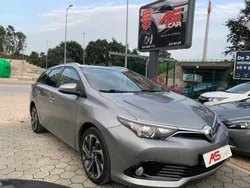 Toyota Auris Touring Sports