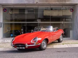 Vermelho Usado 1962 Jaguar E-Type | € 189.900