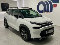 Branco Usado 2024 Citroën C3 PureTech Citadino | € 17.499 (Preço justo)