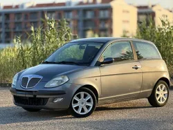 Usado 2004 Lancia Ypsilon Citadino | € 1.250
