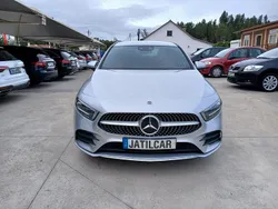 Cinza Usado 2020 Mercedes A250 AMG line | € 26.800 (Preço justo)