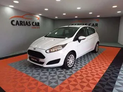 Branco Usado 2017 Ford Fiesta Trend Citadino | € 12.490