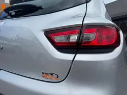 Cinza Usado 2018 Renault Clio IV Zen | € 9.500 (Preço justo)