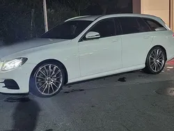 Usado 2017 Mercedes E220 AMG Sedan | € 28.500