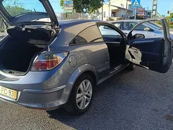 Usado 2008 Opel Astra GTC | € 4.400 (Bom preço)