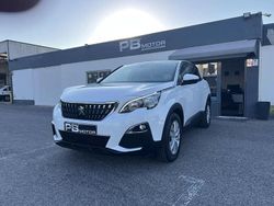 Branco Usado 2023 Peugeot 3008 SUV | € 17.499