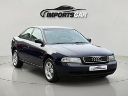 Azul Usado 1996 Audi A4 Sedan | € 2.999