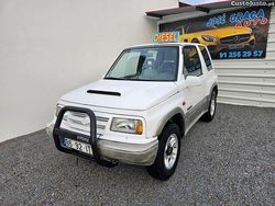 Branco Usado 1997 Suzuki Vitara Cabrios | € 4.450