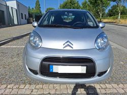 Cinzento Usado 2009 Citroën C1 Citadino | € 3.990 (Preço justo)