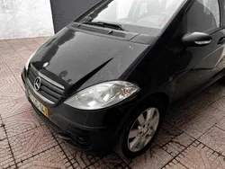 Usado 2007 Mercedes A150 Sedan | € 3.800