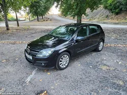 Preto Usado 2004 Opel Astra Enjoy Sedan | € 3.490 (Bom preço)