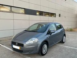 Usado 2006 Fiat Grande Punto Citadino | € 2.950 (Bom preço)