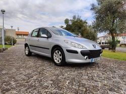 Cinza Usado 2005 Peugeot 307 | € 3.950 (Preço justo)