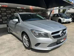 Cinza Usado 2017 Mercedes CLA180 Shooting Brake Carrinha | € 16.900 (Bom preço)