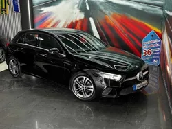 Preto Usado 2020 Mercedes A180 Style Sedan | € 25.999 (Preço justo)