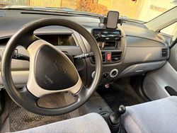 Usado 2002 Suzuki Liana Sedan | € 2.600