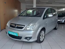 Cinzento Usado 2004 Opel Meriva Monovolume | € 4.990