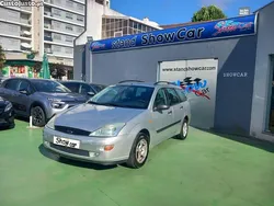 Cinza Usado 2000 Ford Focus Ambiente Carrinha | € 1.750 (Bom preço)