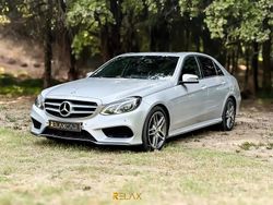 Cinza prata Usado 2015 Mercedes E300 Avantgarde Sedan | € 24.500 (Preço justo)