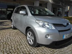 Cinza Usado 2009 Toyota Urban Cruiser Sol SUV | € 9.500