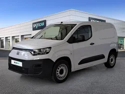 Branco Usado 2023 Fiat Doblò Monovolume | € 20.500 (Preço elevado)