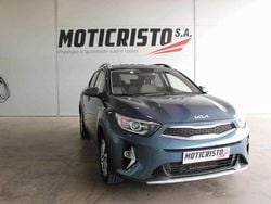 Azul Usado 2023 Kia Stonic SUV | € 16.800 (Preço justo)