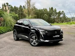 Preto Usado 2021 Peugeot 3008 Allure SUV | € 22.350 (Preço justo)